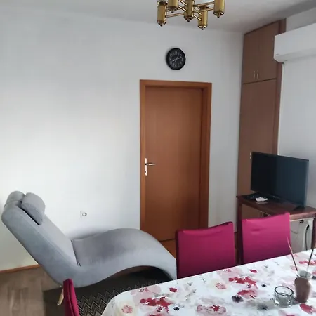 Nevija * Novi Vinodolski